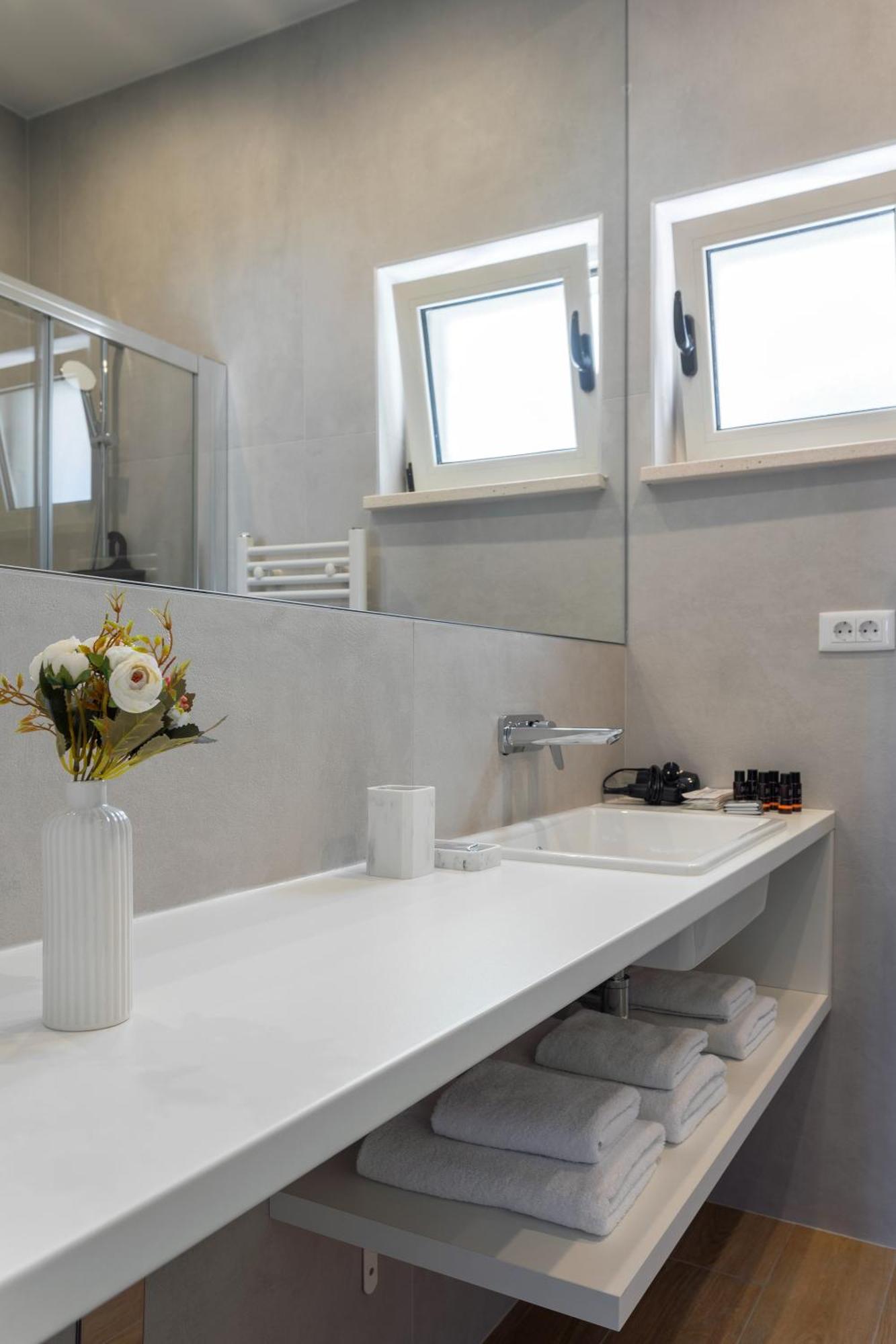 Apartmani Jakic 2 Хвар Экстерьер фото